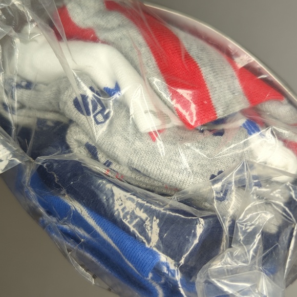 Carter's Preemie 5t - Picture 3 of 4